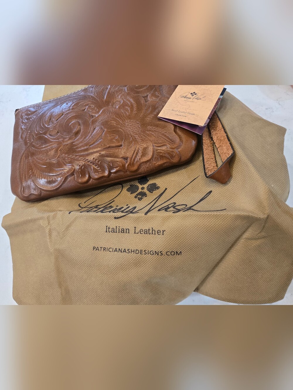 Patricia Nash Floral Tooled Leather Wristlet in Warm Brown.  New With Tags. - Picture 7 of 8